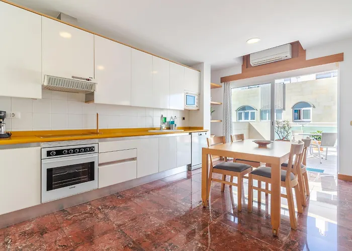 Espectacular Atico Con Terraza A 50 Mt Playa Canteras *